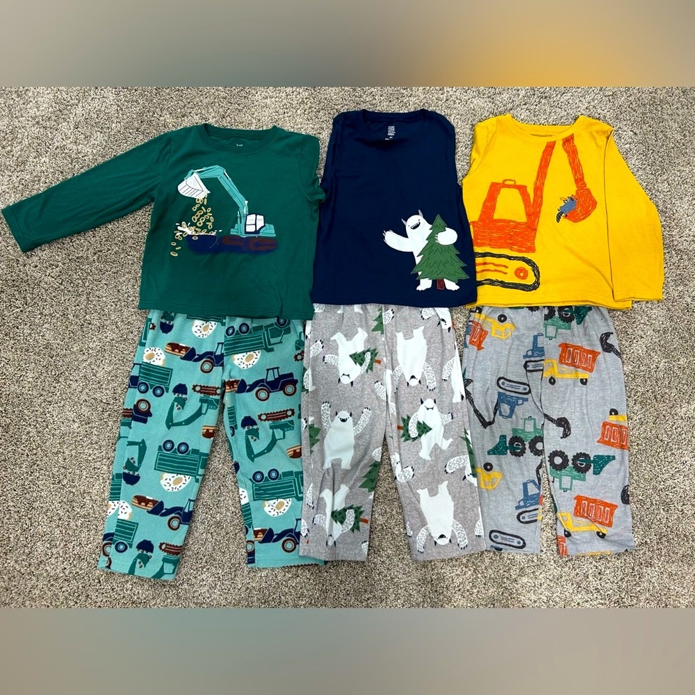 Boys 4T Pajama Lot